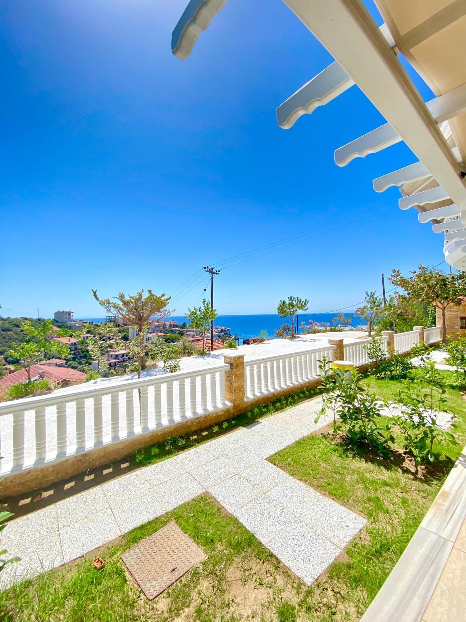 Thea Apartments Skala Marion Exterior photo